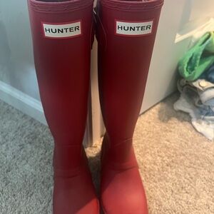 Hunter boots . Red matte